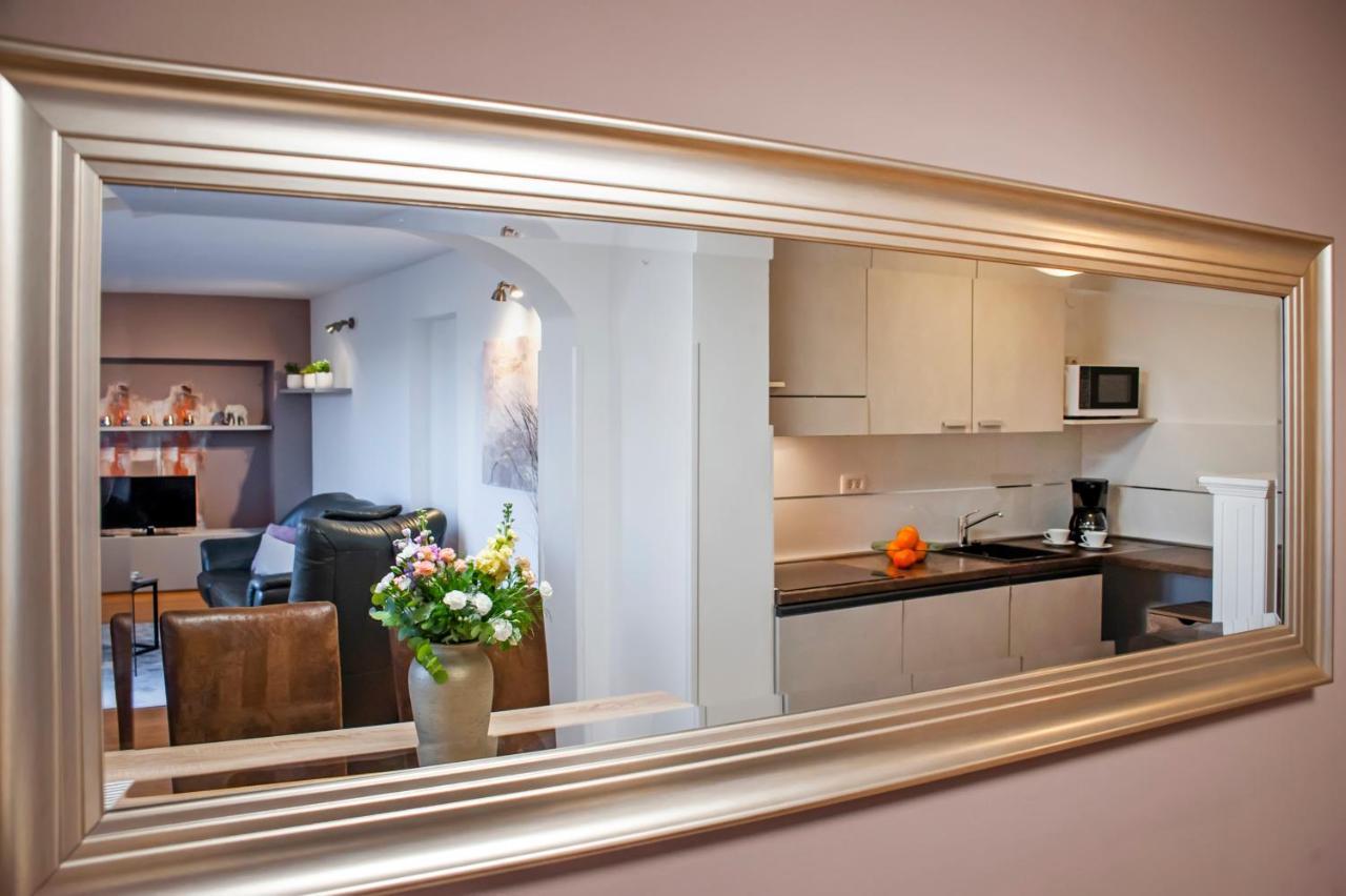 Cerin Apartment Ровинь Экстерьер фото